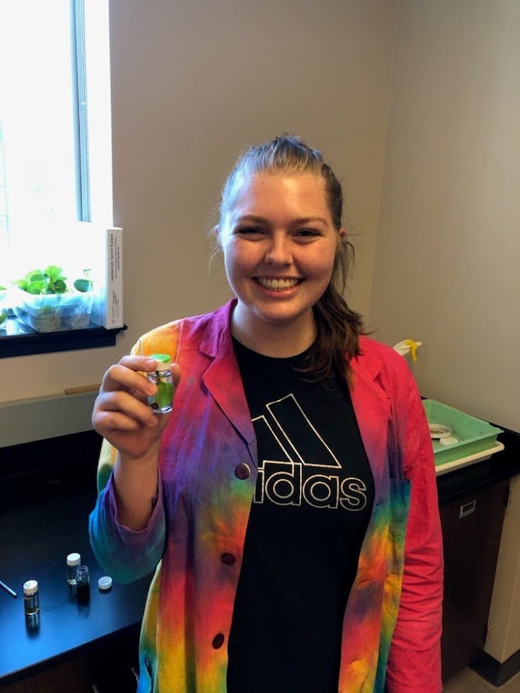 Rhiannon Moore, MS Student